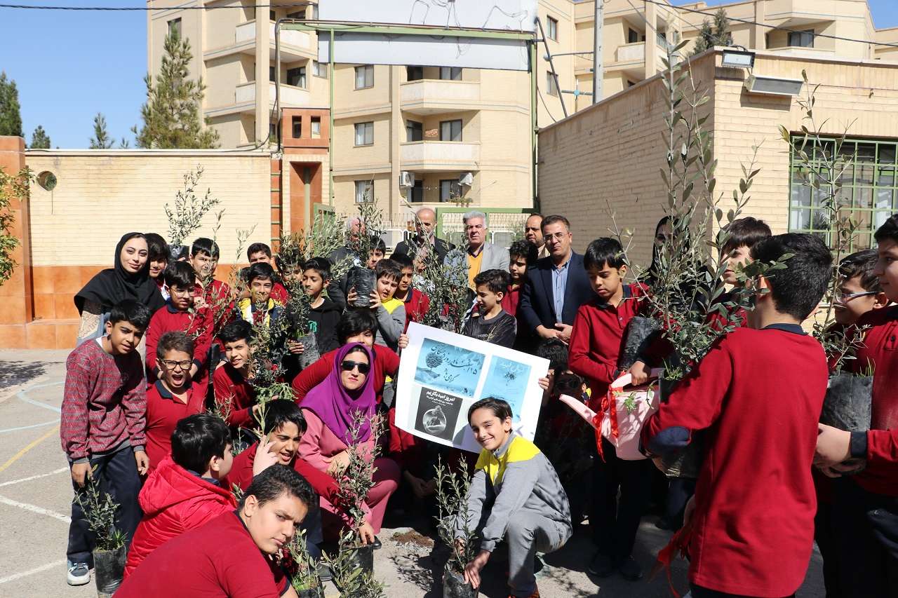 The beginning of the tree planting campaign of the Cultural Charity Institute of Hazrat Jawadalameh (AS)